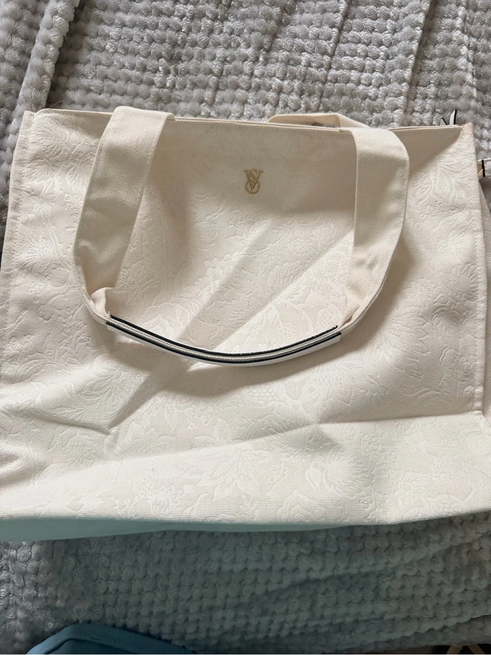 Victoria’s Secret Cream Tote Bag with Subtle Jacquard Pattern